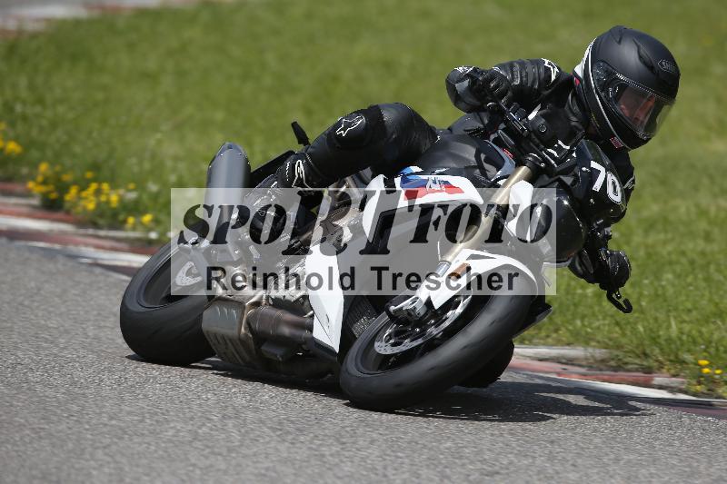 /Archiv-2024/29 12.06.2024 MOTO.CH Track Day ADR/Gruppe rot/70